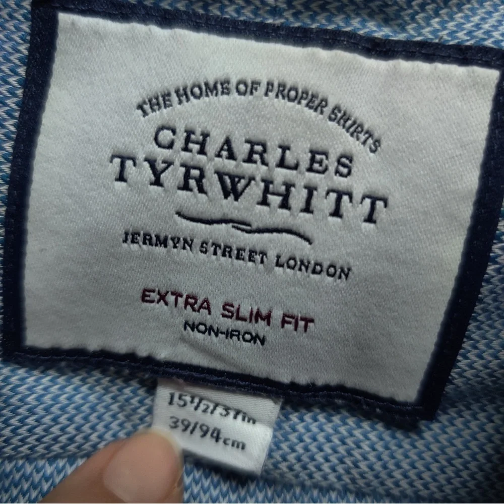 Charles Tyrwhitt Dress Shirt 15.5 37 Extra Slim Fit Non Iron Blue Herringbone - Picture 3 of 8
